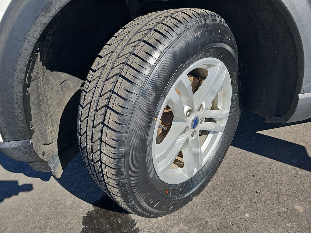 Used 2022 Ford Explorer XLT w/ Equipment Group 202A image 36