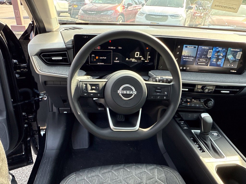 New 2026 Nissan Kicks SV w/ SV Premium Package AWD/4WD image 17