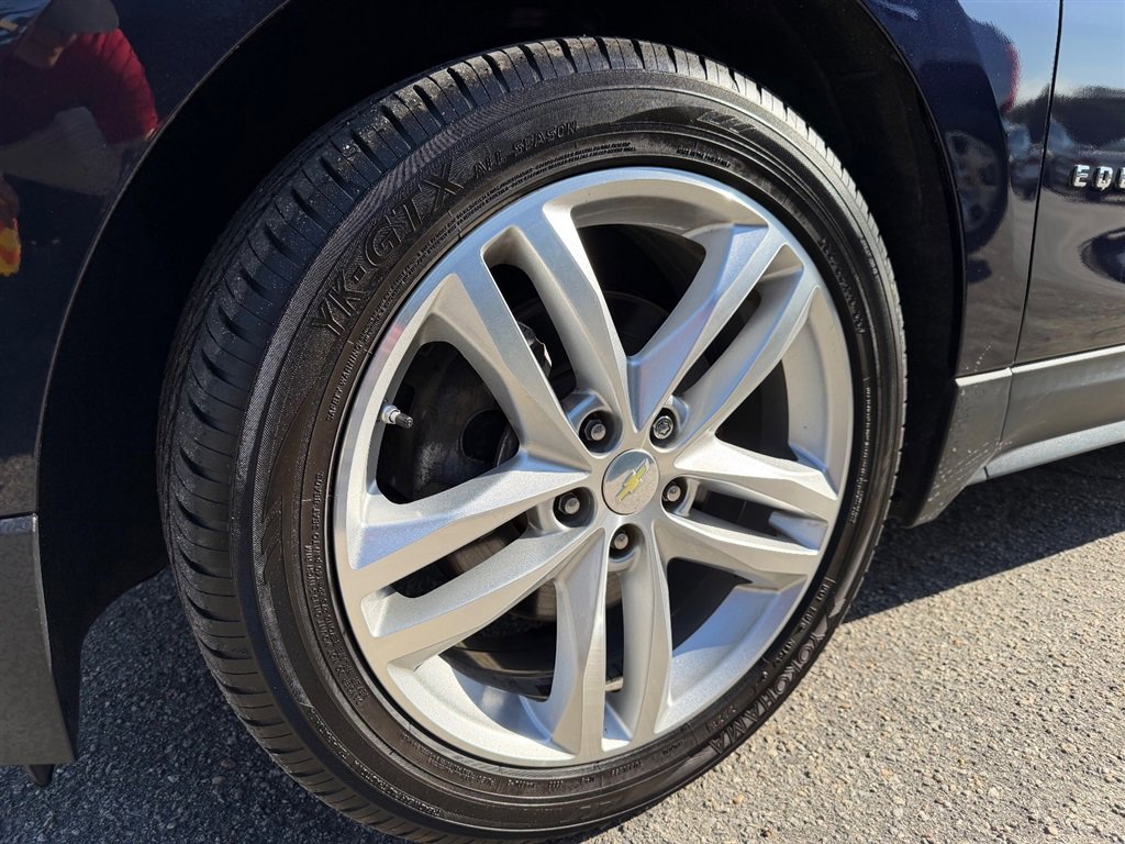 Used 2020 Chevrolet Equinox Premier FWD image 9
