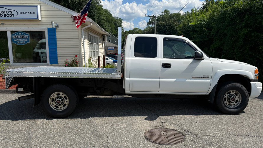 Used 2006 GMC Sierra 2500 SLE w/ Heavy-Duty Power Package AWD/4WD image 7