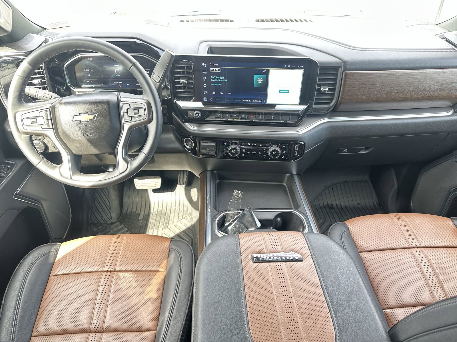 Certified 2026 Chevrolet Silverado 2500 High Country w/ Technology Package AWD/4WD image 18