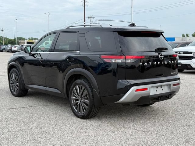 Used 2022 Nissan Pathfinder SL w/ SL Premium Package AWD/4WD image 3