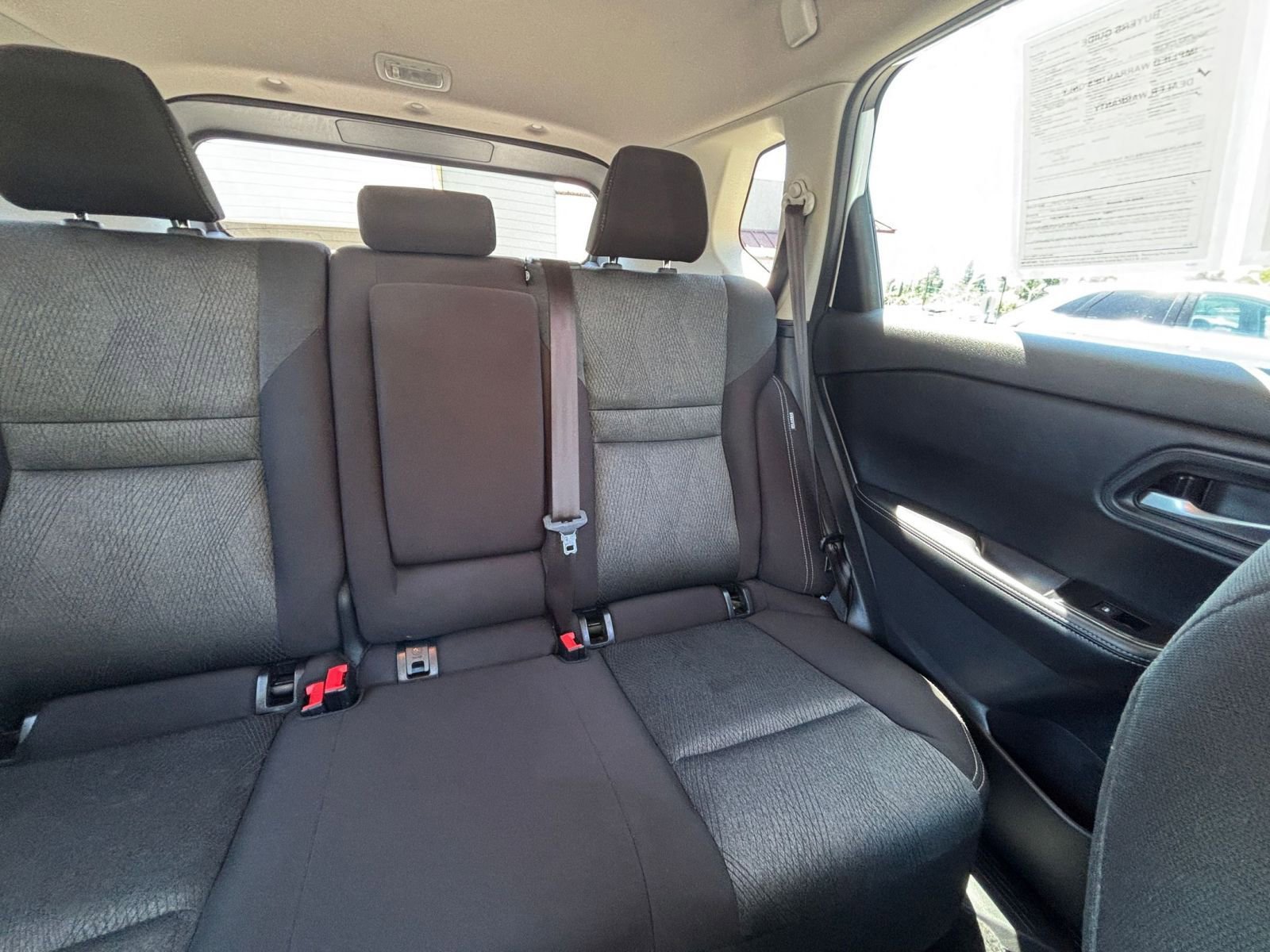 Used 2025 Nissan Rogue SV AWD/4WD image 39