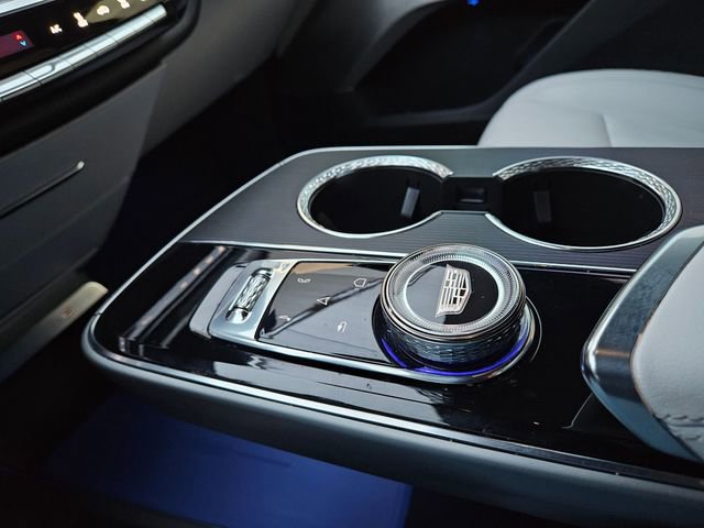 Certified 2024 Cadillac Lyriq Luxury image 19