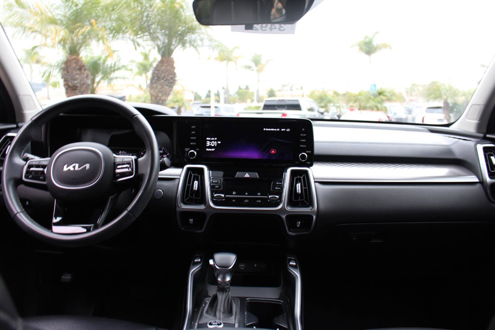 Certified 2023 Kia Sorento S w/ Panoramic Sunroof Package image 12