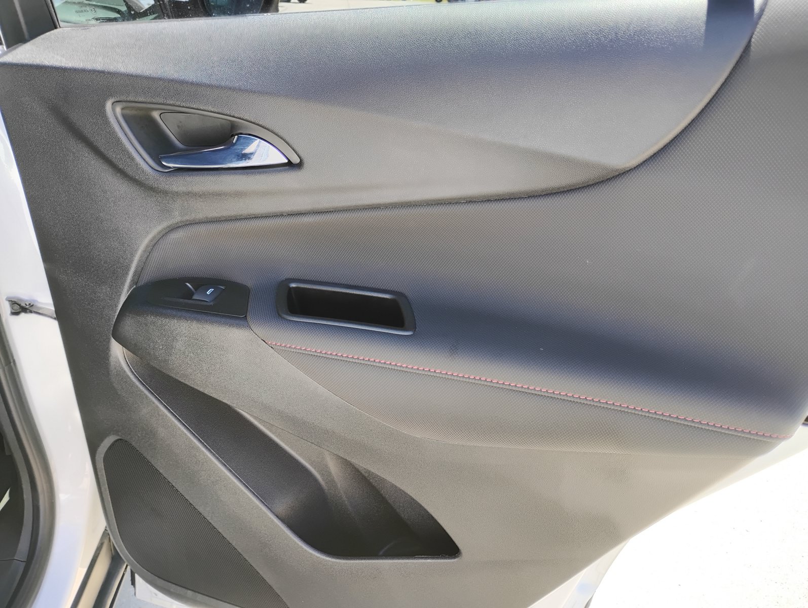 Used 2022 Chevrolet Equinox RS FWD image 29