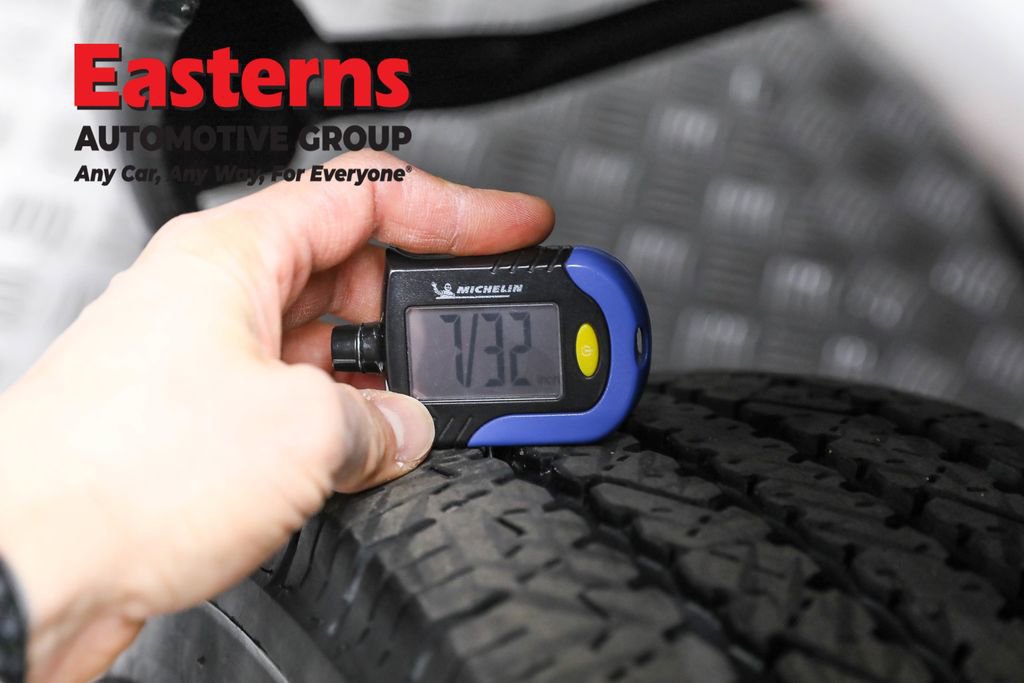 Used 2023 Chevrolet Express 3500 LS RWD image 25