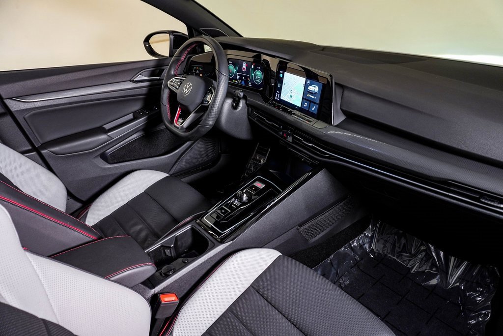 Used 2024 Volkswagen GTI Autobahn image 17