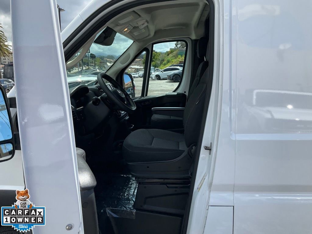 Used 2025 RAM ProMaster 2500 w/ Convenience Group FWD image 13