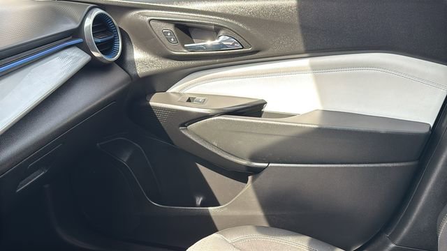 Used 2024 Chevrolet Trax LT image 22