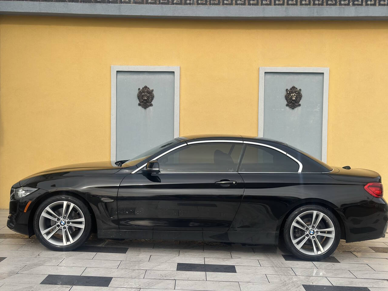 Used 2018 BMW 430i Convertible RWD image 4