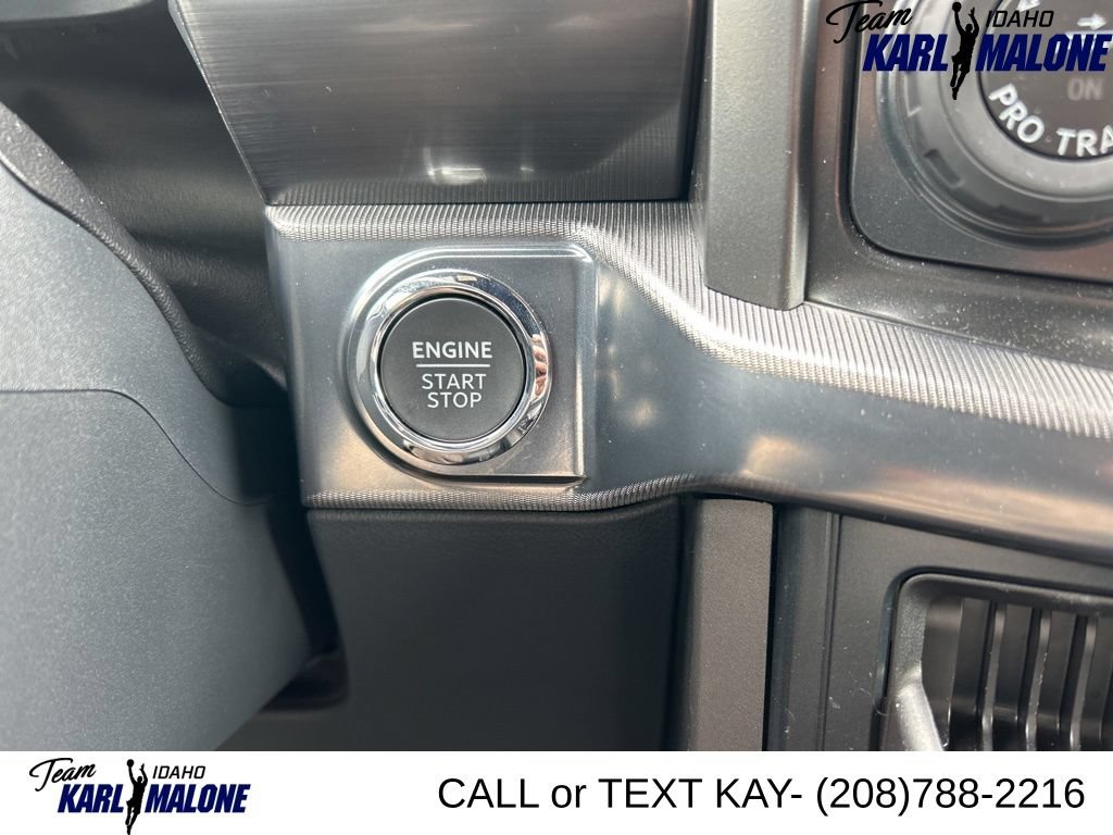 Used 2025 Ford F150 Lariat AWD/4WD image 30