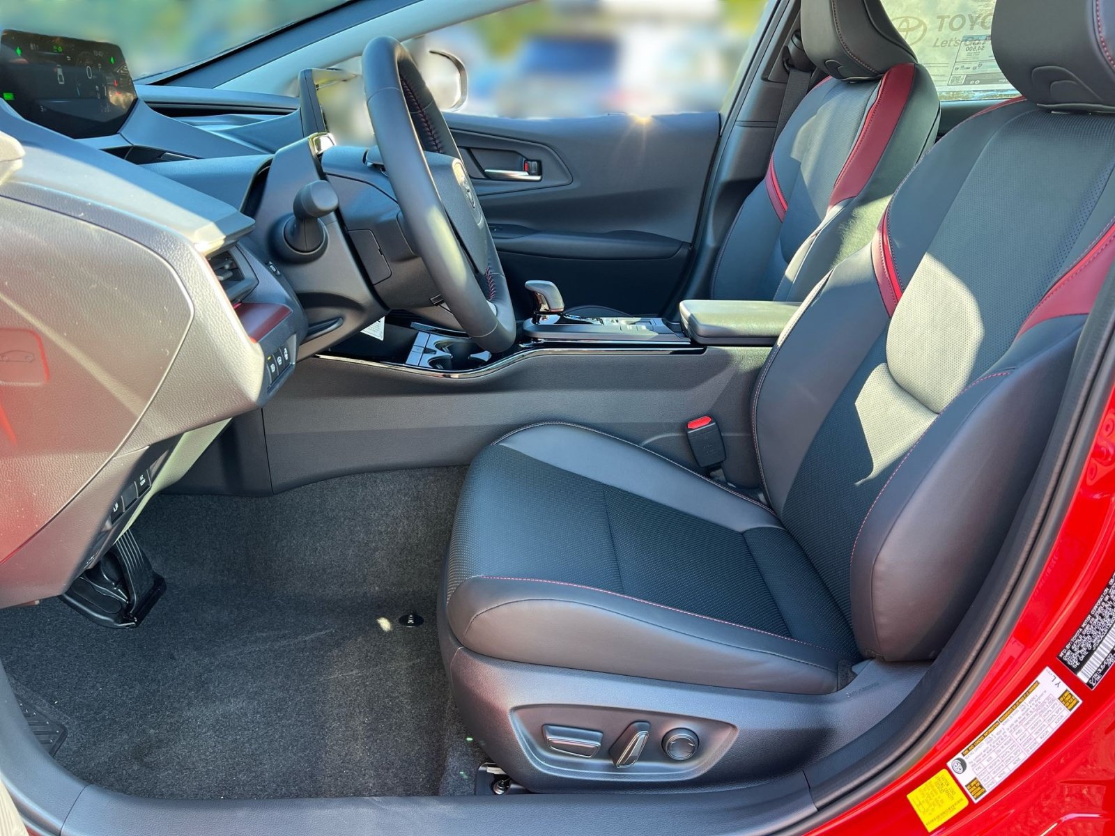 New 2026 Toyota Prius Plug-In Hybrid FWD image 7
