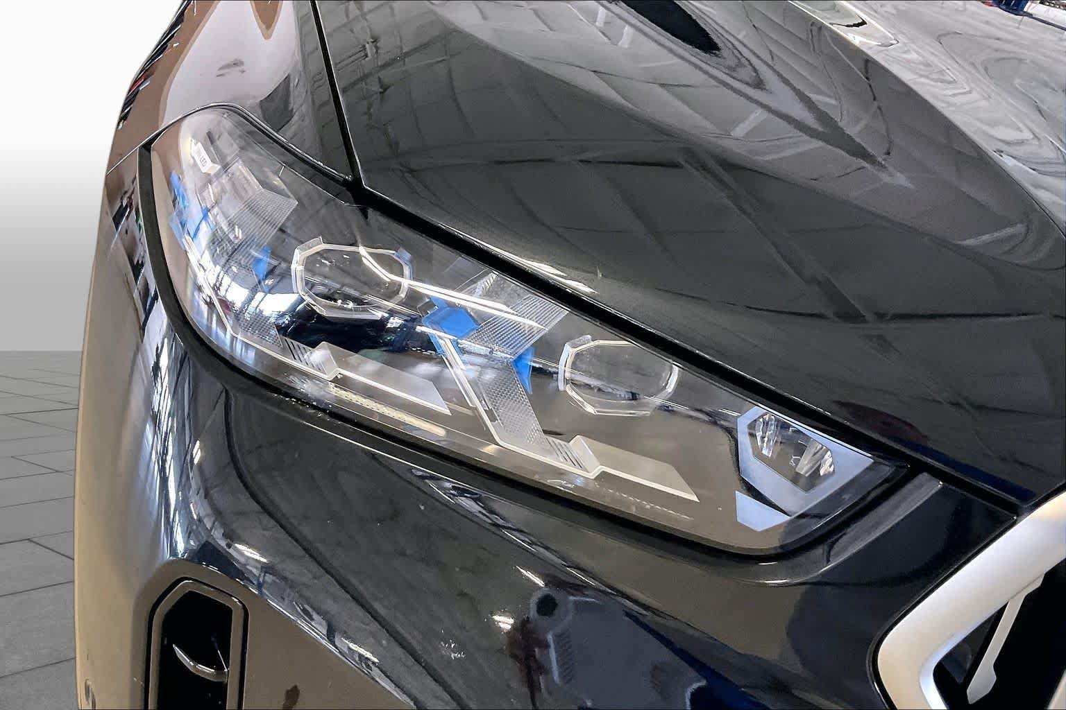 Certified 2025 BMW X6 xDrive40i w/ Parking Assistance Package AWD/4WD image 25