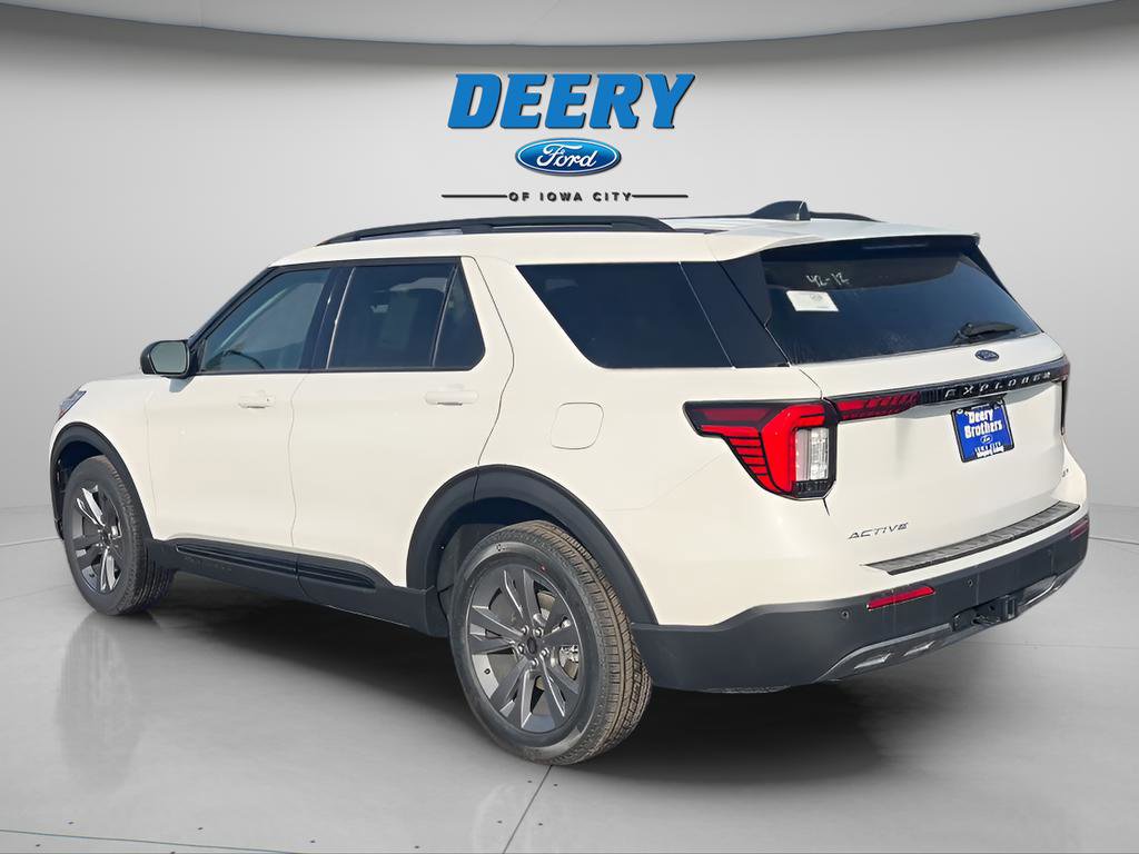 New 2026 Ford Explorer Active w/ Active Comfort Package image 3