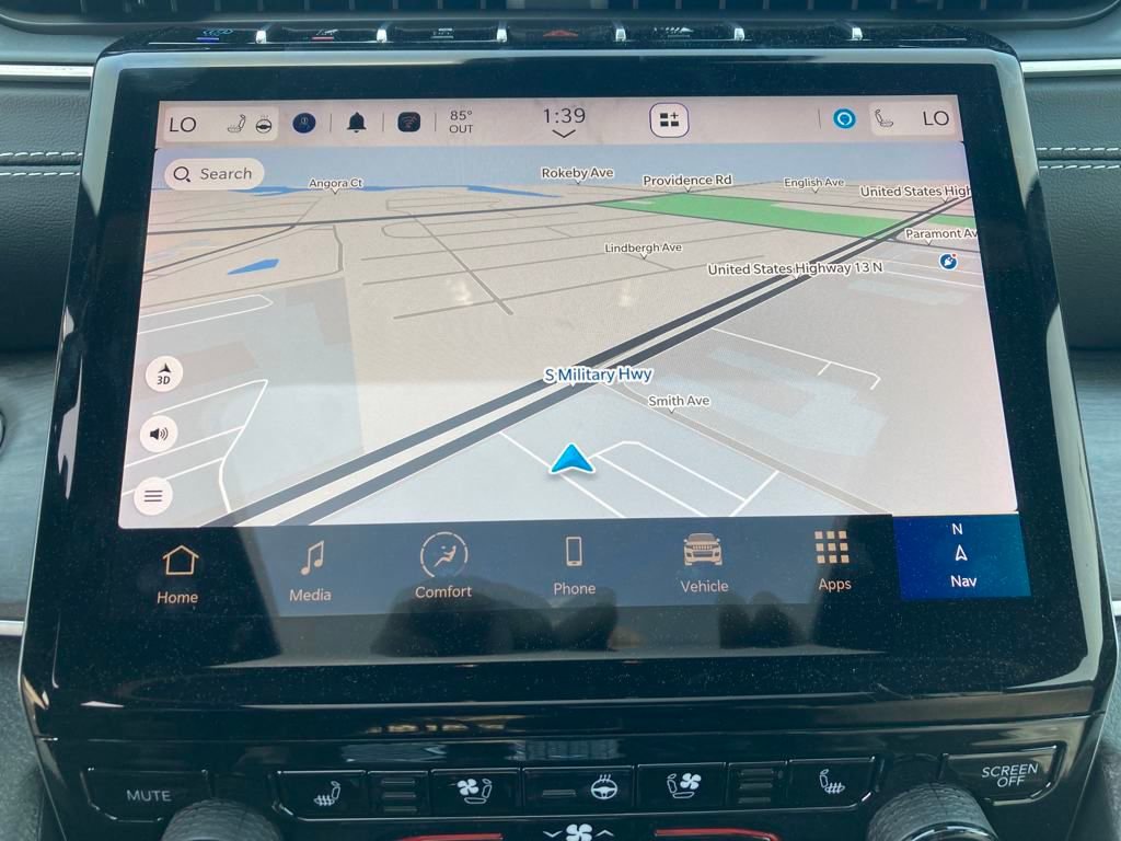 New 2024 Jeep Grand Cherokee Limited 4xe w/ Luxury Tech Group II image 28