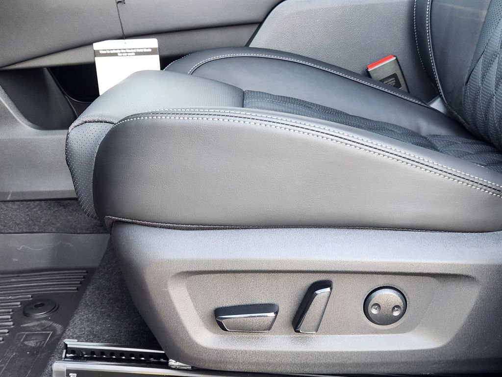 New 2026 Nissan Rogue Platinum w/ Platinum Premium Package image 19