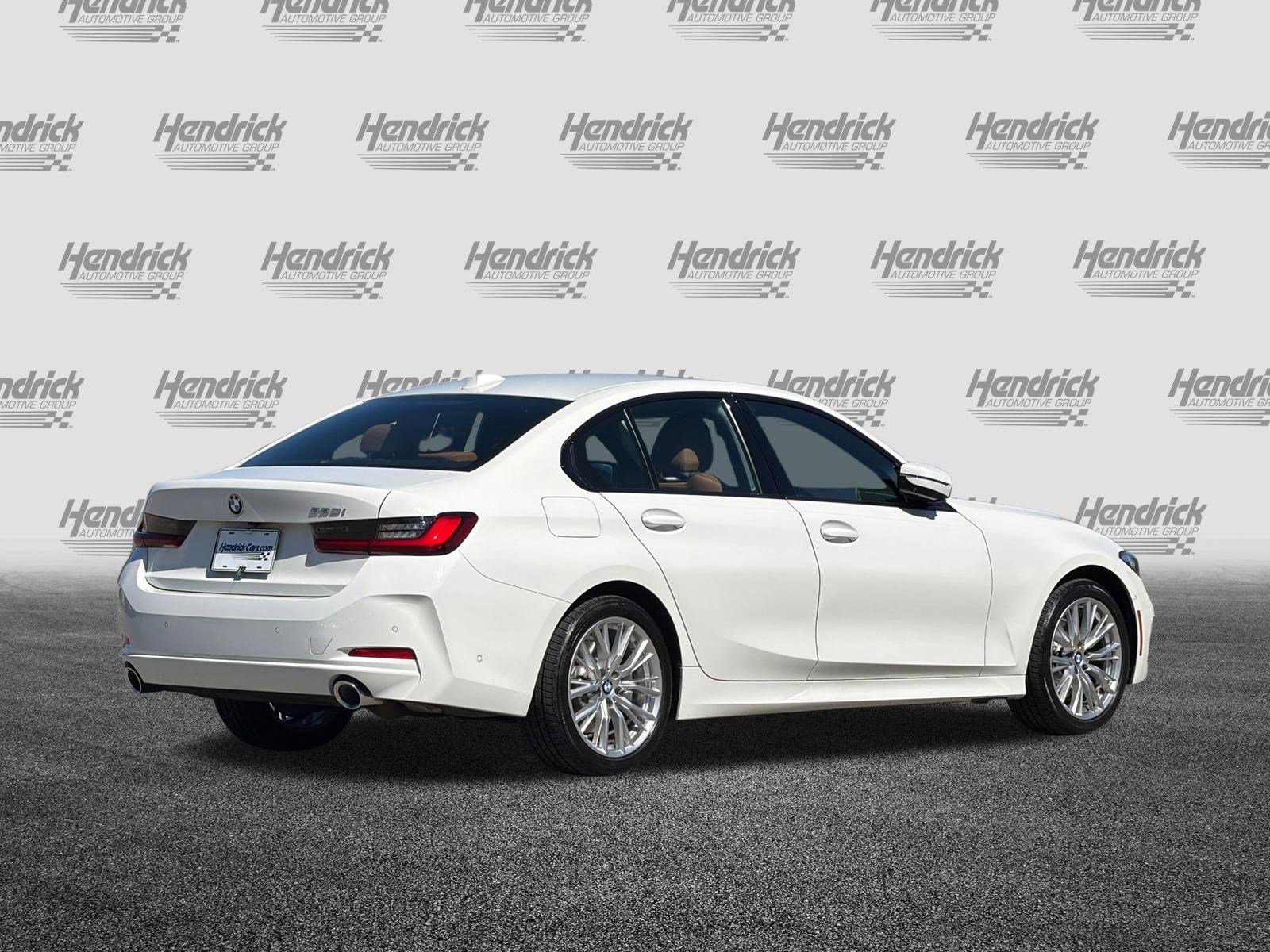 Used 2023 BMW 330i 330i w/ Premium Package image 5