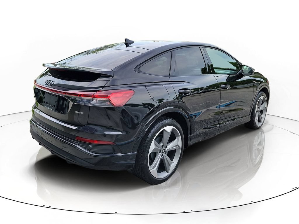 Certified 2024 Audi Q4 e-tron Premium Plus w/ Premium Plus AWD/4WD image 4