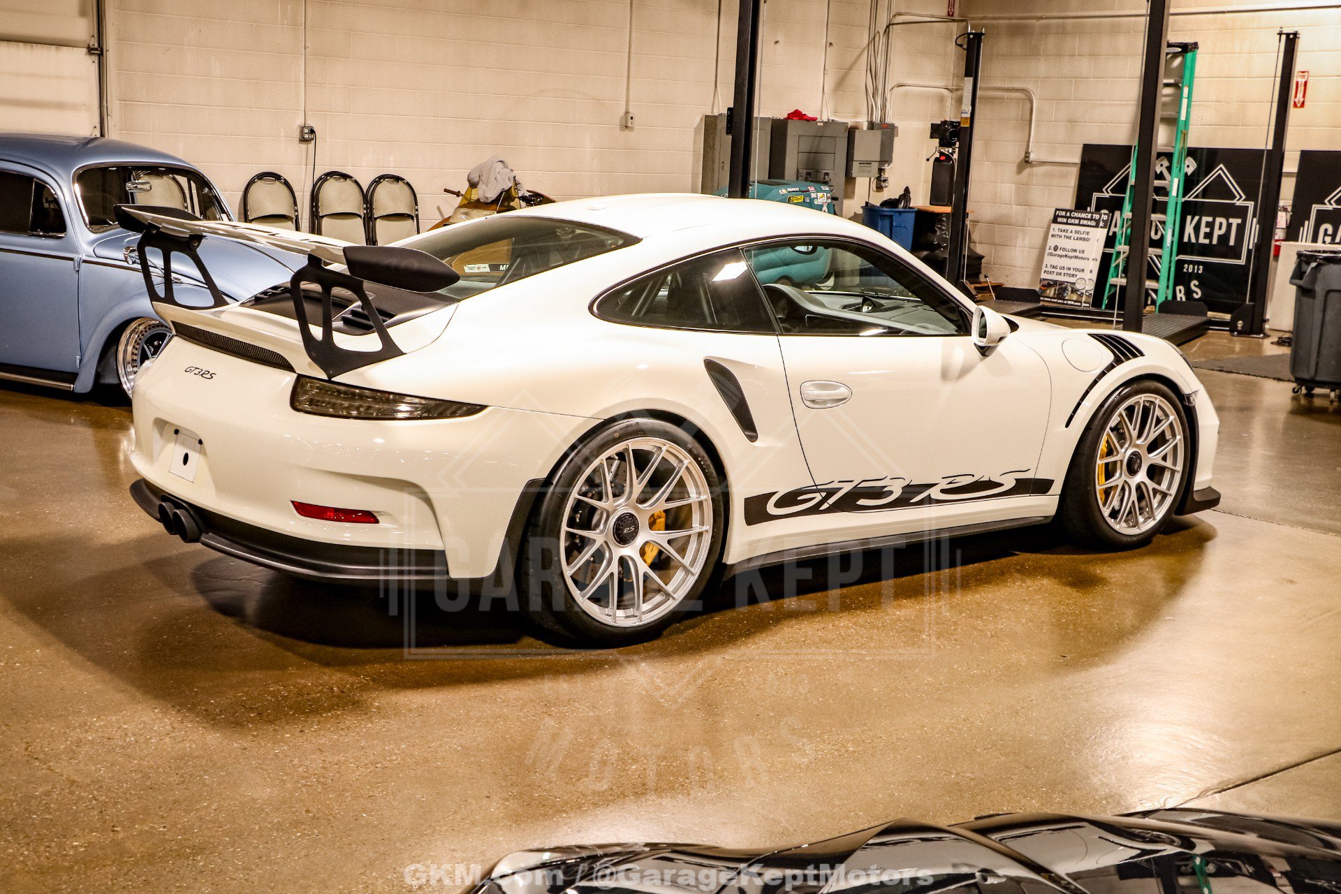 Used 2016 Porsche 911 GT3 RS RWD image 9