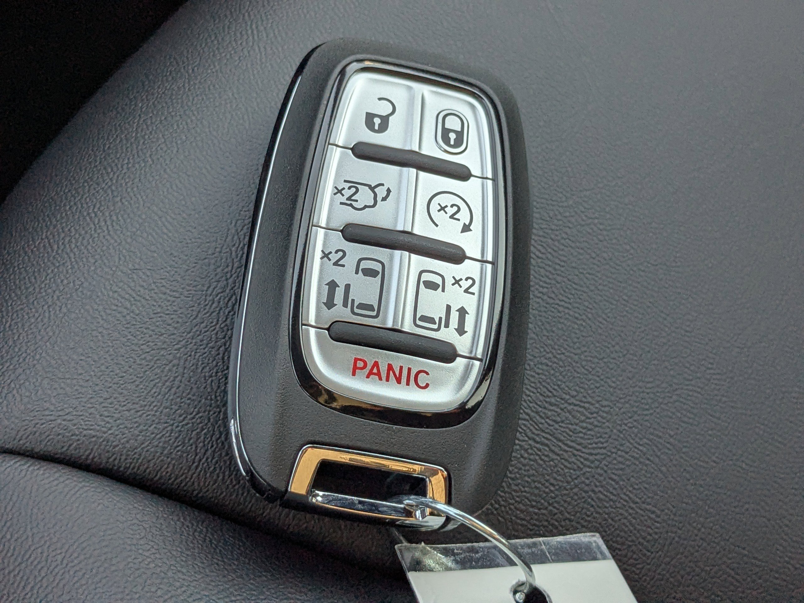 New 2026 Chrysler Voyager LX image 27