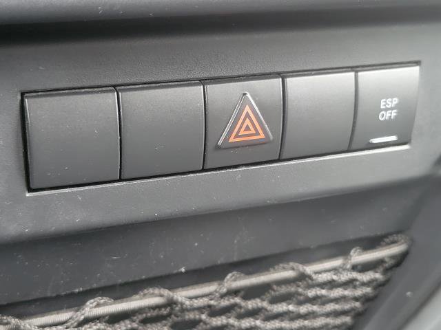 Used 2009 Jeep Wrangler Sahara w/ Dual Top Group image 19