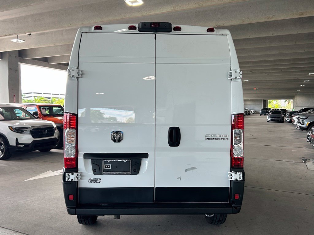 Used 2023 RAM ProMaster 2500 FWD image 4