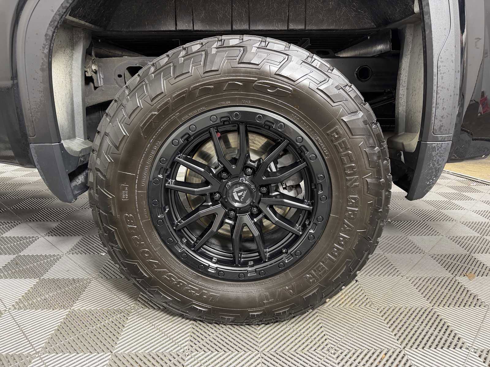 Used 2021 GMC Sierra 1500 AT4 w/ AT4 Premium Package AWD/4WD image 19