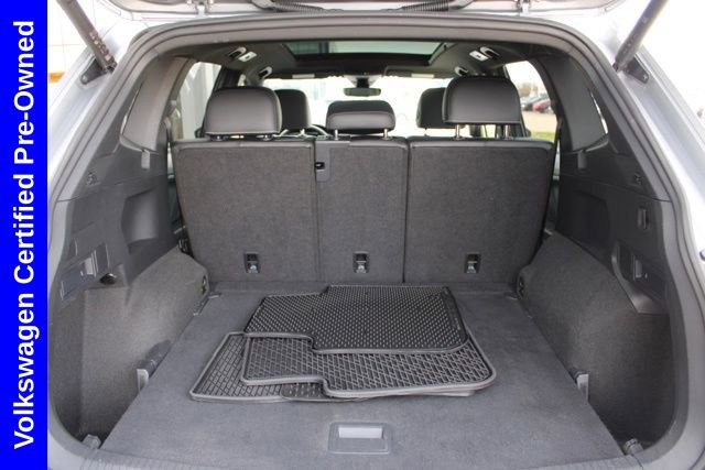 Used 2024 Volkswagen Tiguan SE R-Line image 10