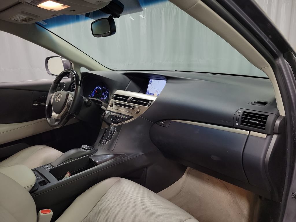 Used 2015 Lexus RX 450h AWD image 27
