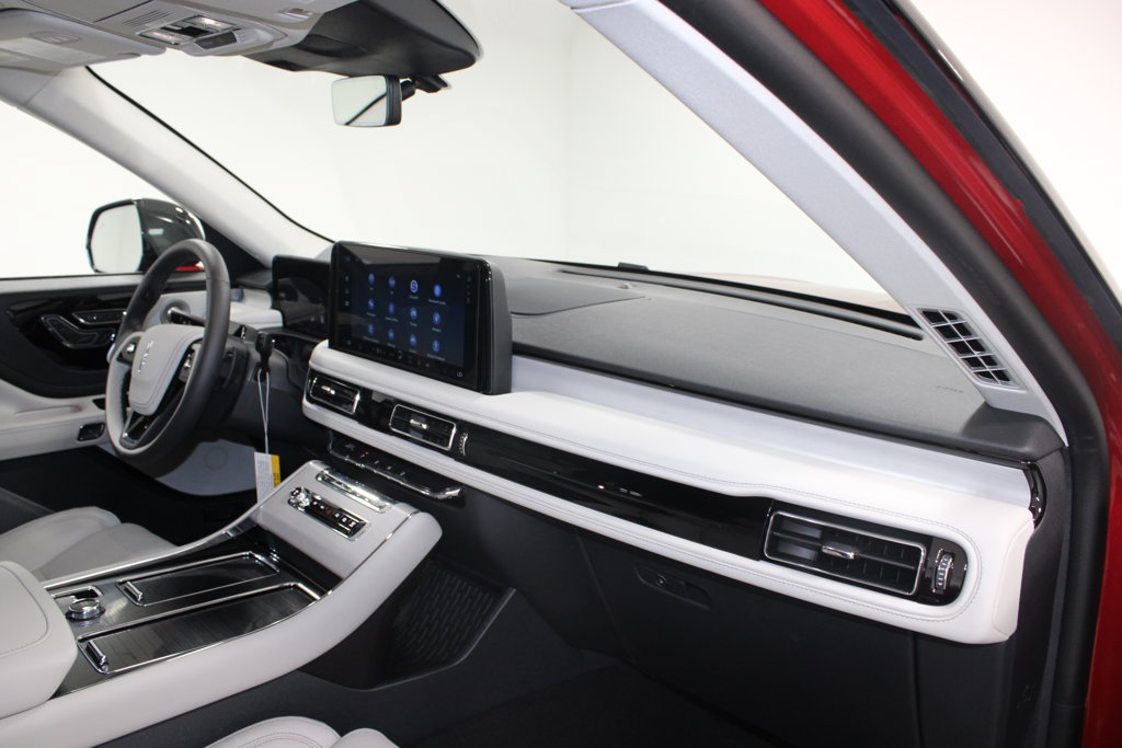 New 2026 Lincoln Aviator Reserve AWD/4WD image 29