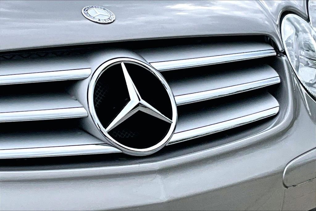 Used 2007 Mercedes-Benz SL 550 image 11