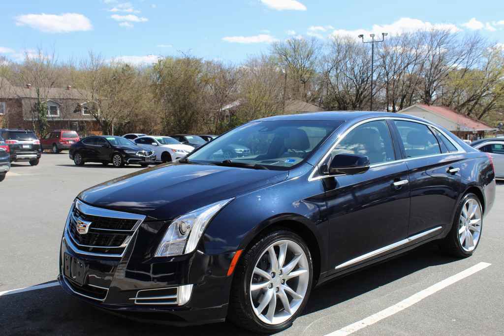 Used 2017 Cadillac XTS Premium Luxury image 1