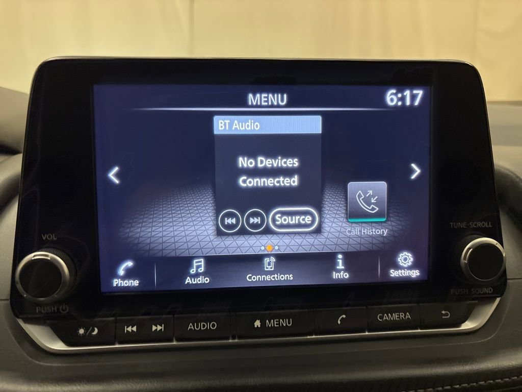 Used 2024 Nissan Rogue S image 17