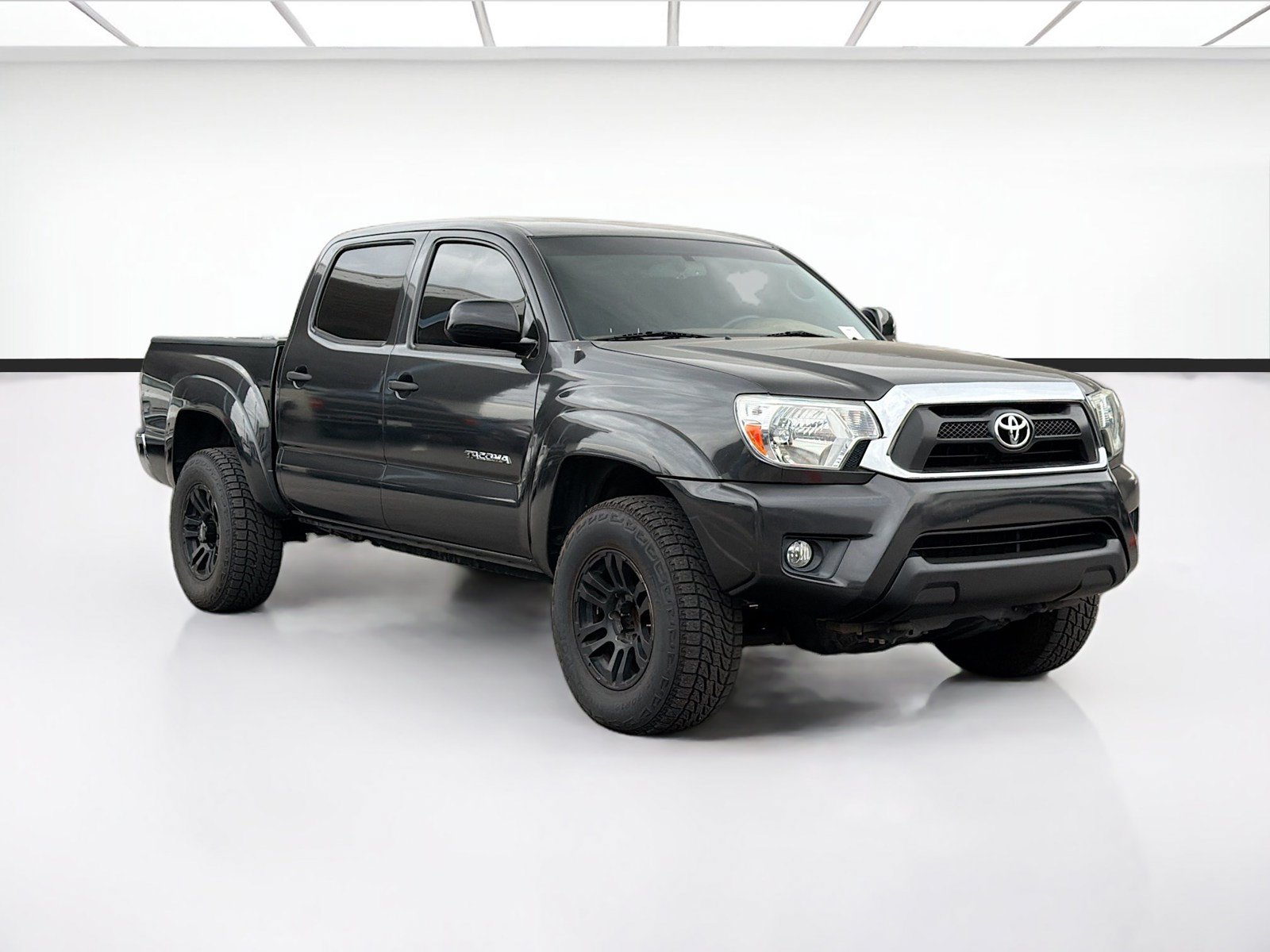 Used 2013 Toyota Tacoma PreRunner w/ TRD Off-Road Pkg RWD image 3