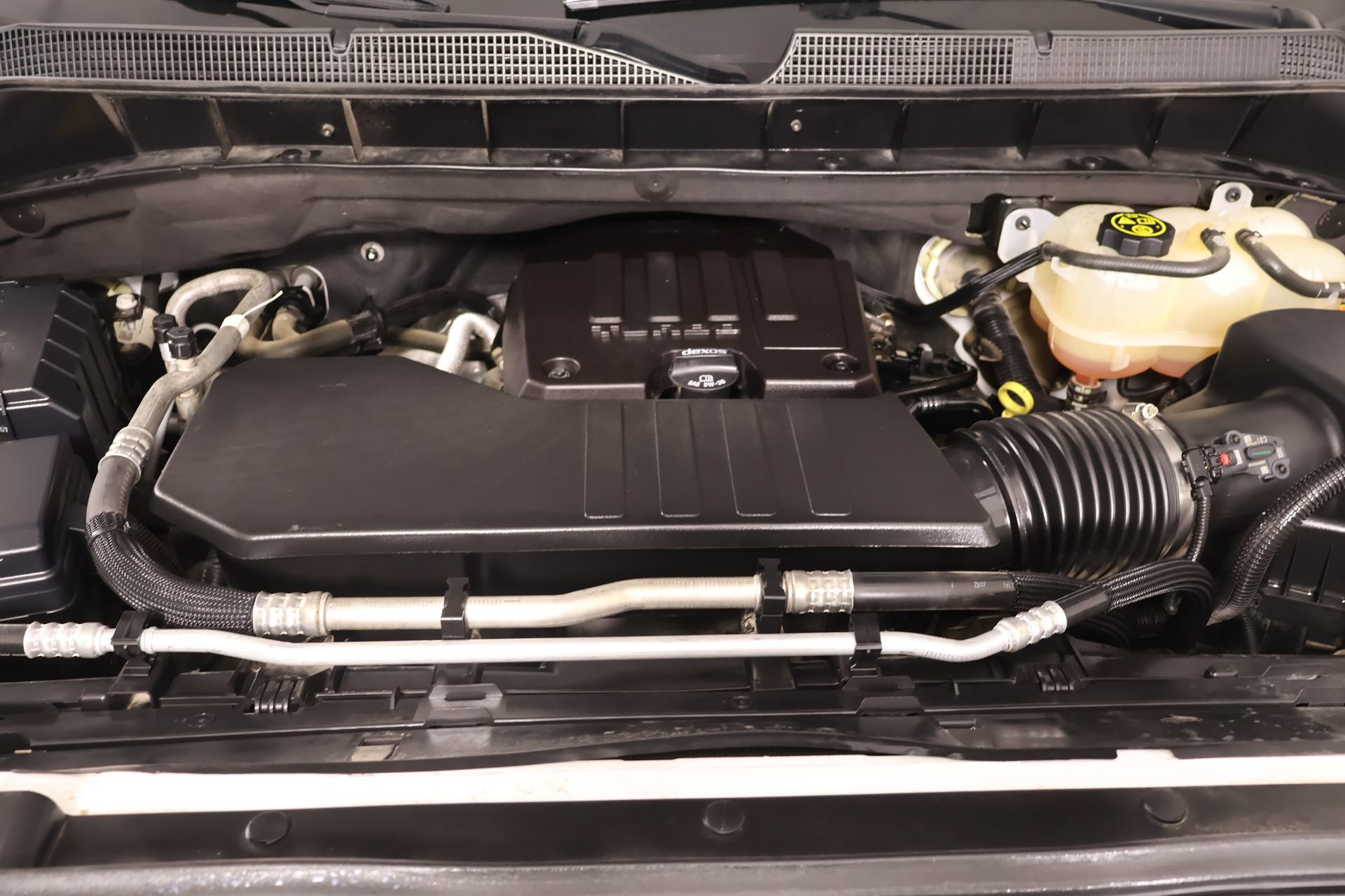 Used 2023 Chevrolet Silverado 1500 Custom AWD/4WD image 18
