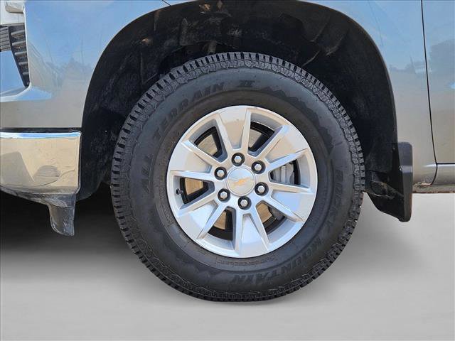 Used 2025 Chevrolet Silverado 1500 LT AWD/4WD image 23