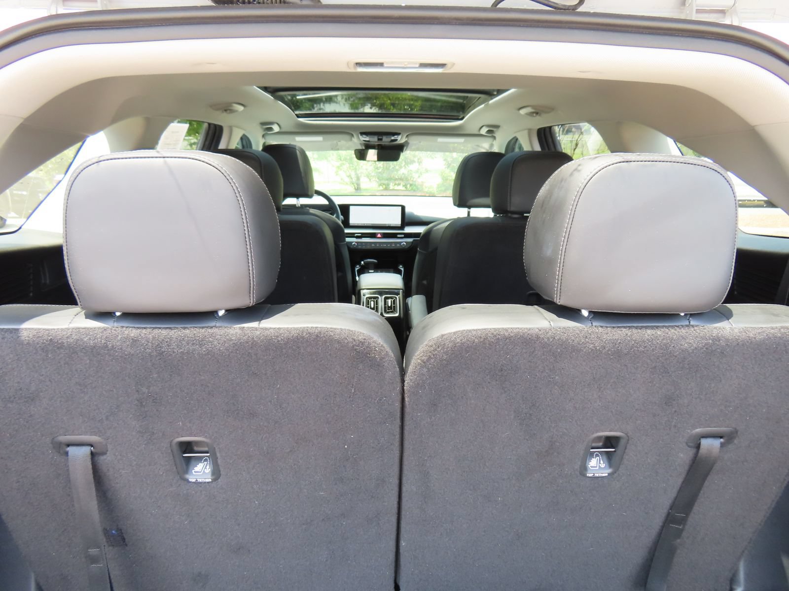 Used 2025 Kia Sorento SX AWD/4WD image 40