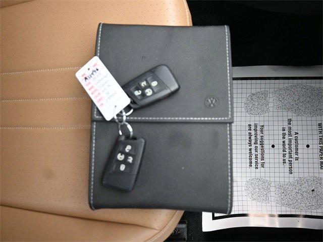 Used 2022 Volkswagen Tiguan SE image 10