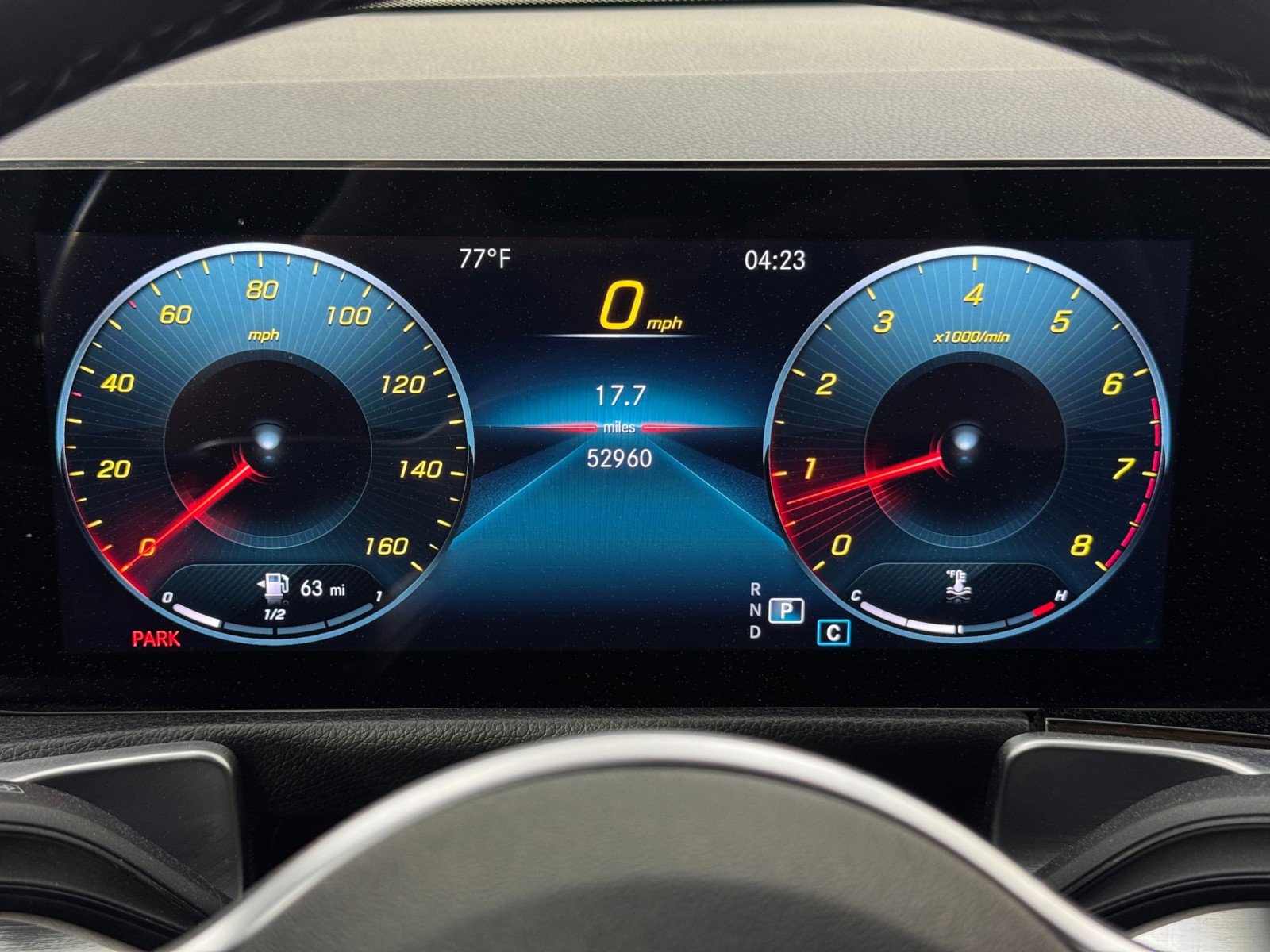 Used 2022 Mercedes-Benz GLB 250 w/ Premium Package Lite image 17