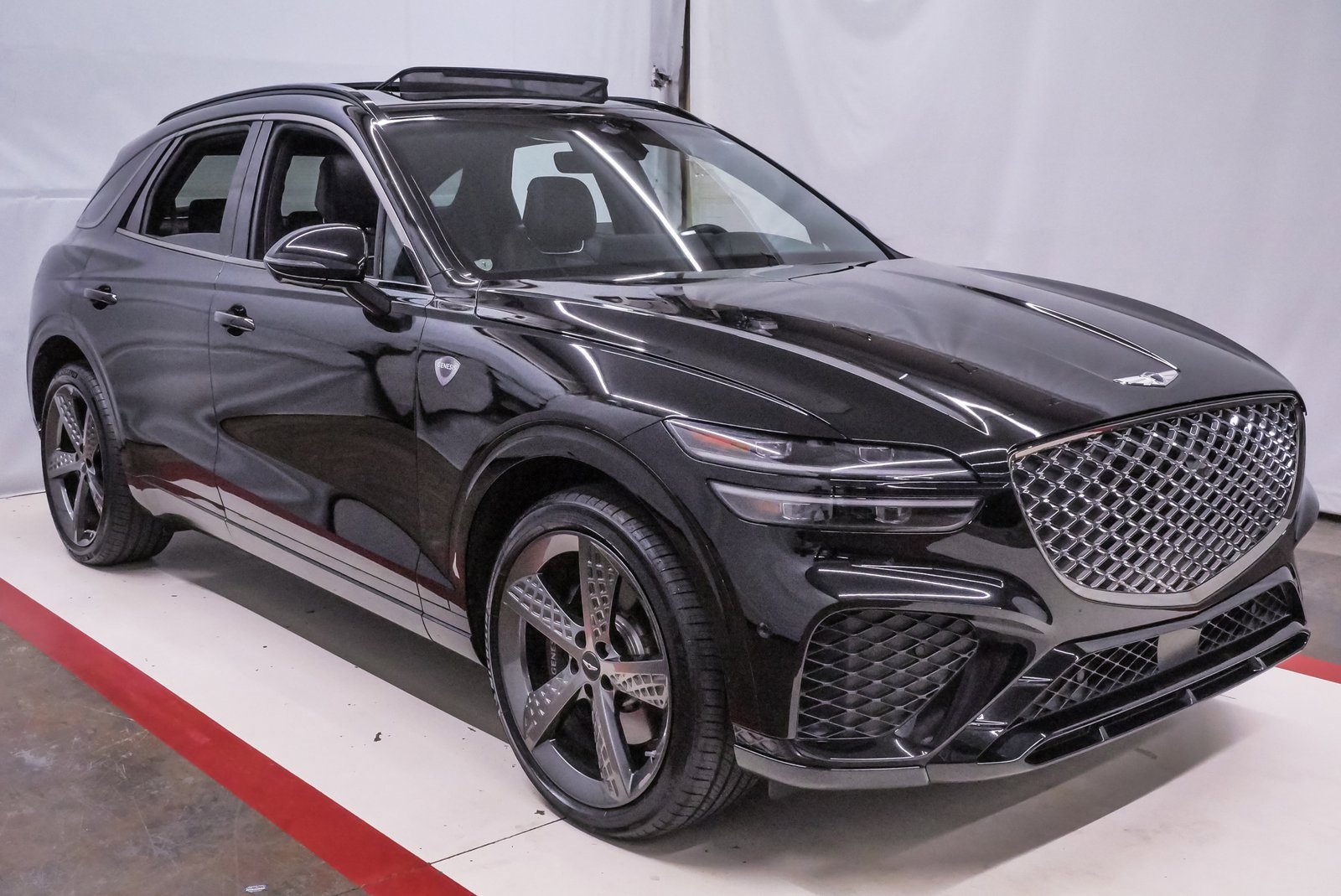 Certified 2025 Genesis GV70 3.5T Sport w/ Sport Advanced Package image 5