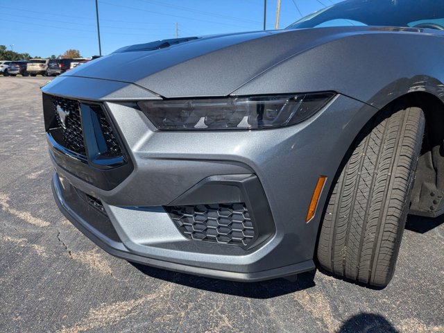 Certified 2025 Ford Mustang GT image 5