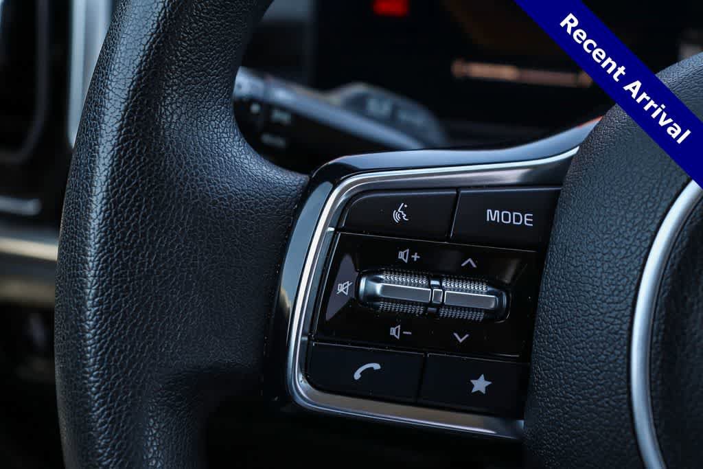 Used 2024 Kia Sorento LX FWD image 24