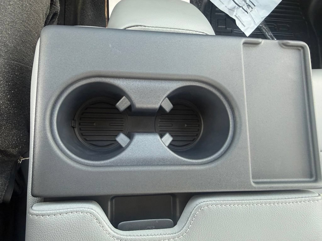 New 2026 Ford F550 2WD Regular Cab Super Duty image 31
