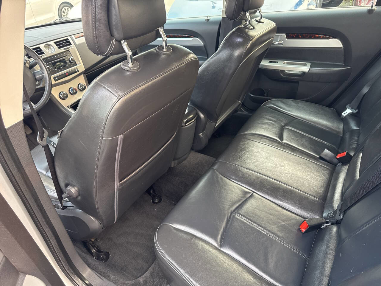 Used 2010 Chrysler Sebring Limited image 9