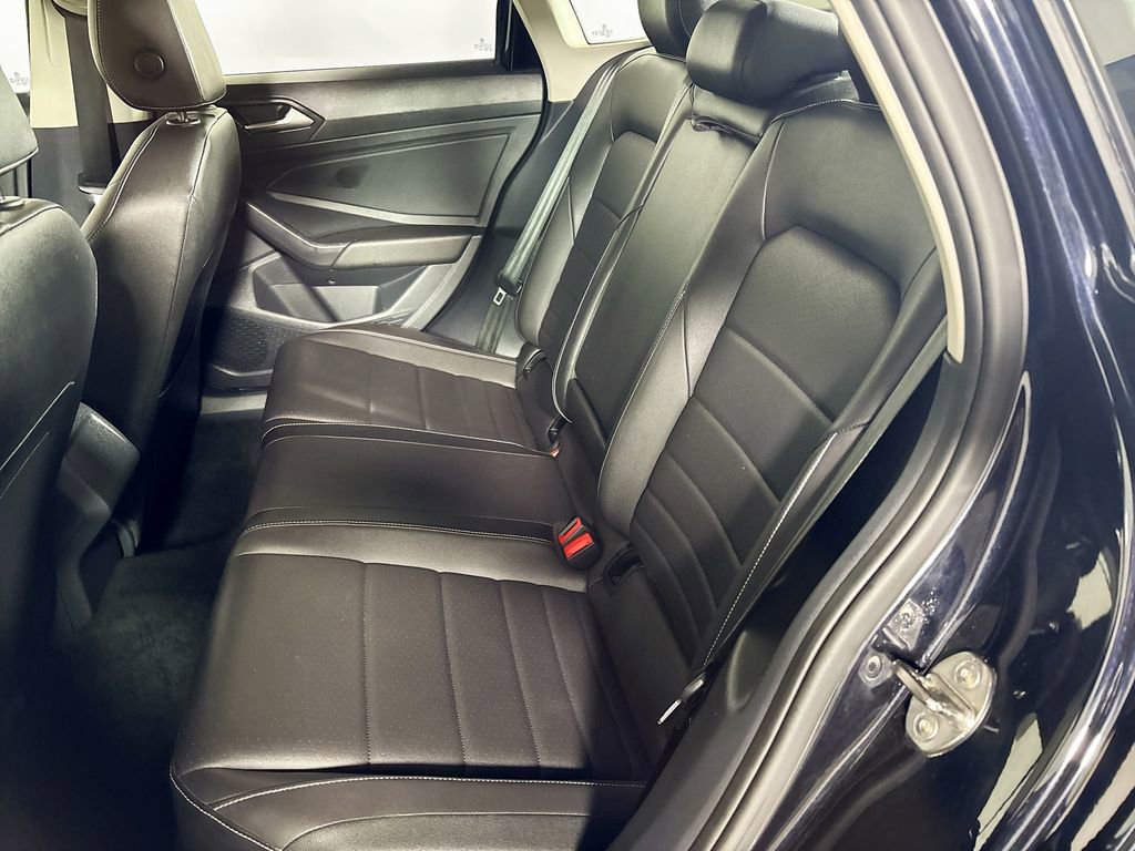 Used 2024 Volkswagen Jetta SE image 19