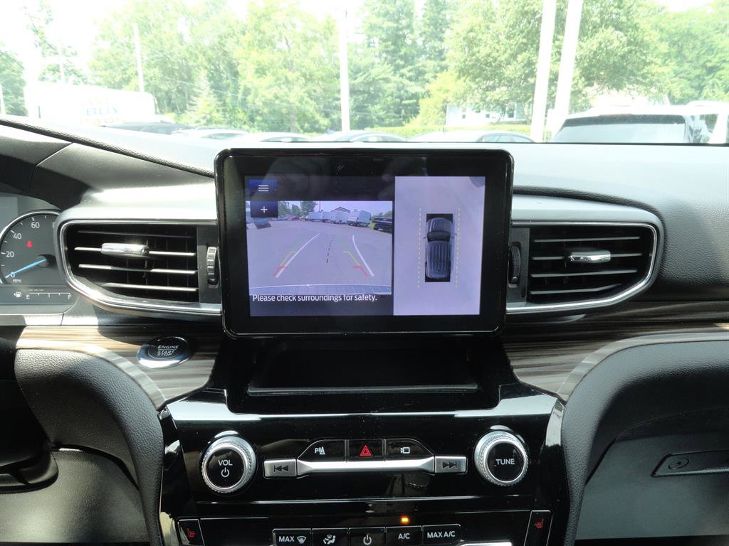 Used 2022 Ford Explorer Limited w/ Equipment Group 301A image 17