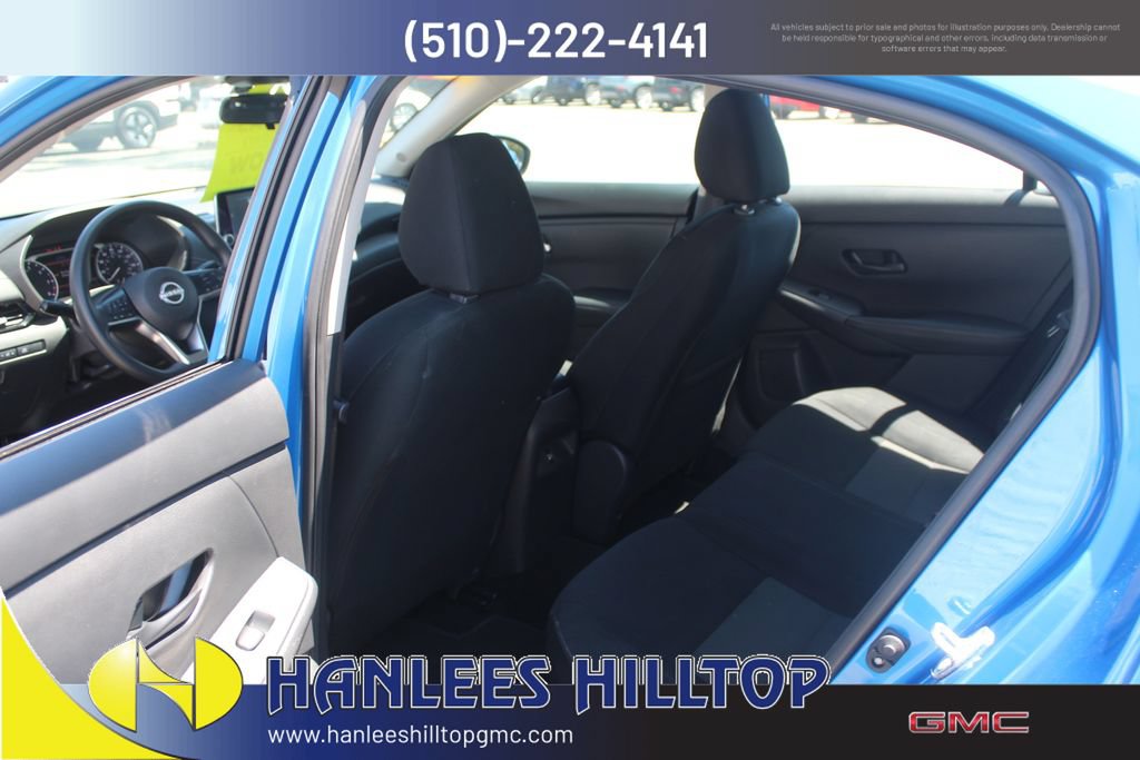 Used 2024 Nissan Sentra SV FWD image 14