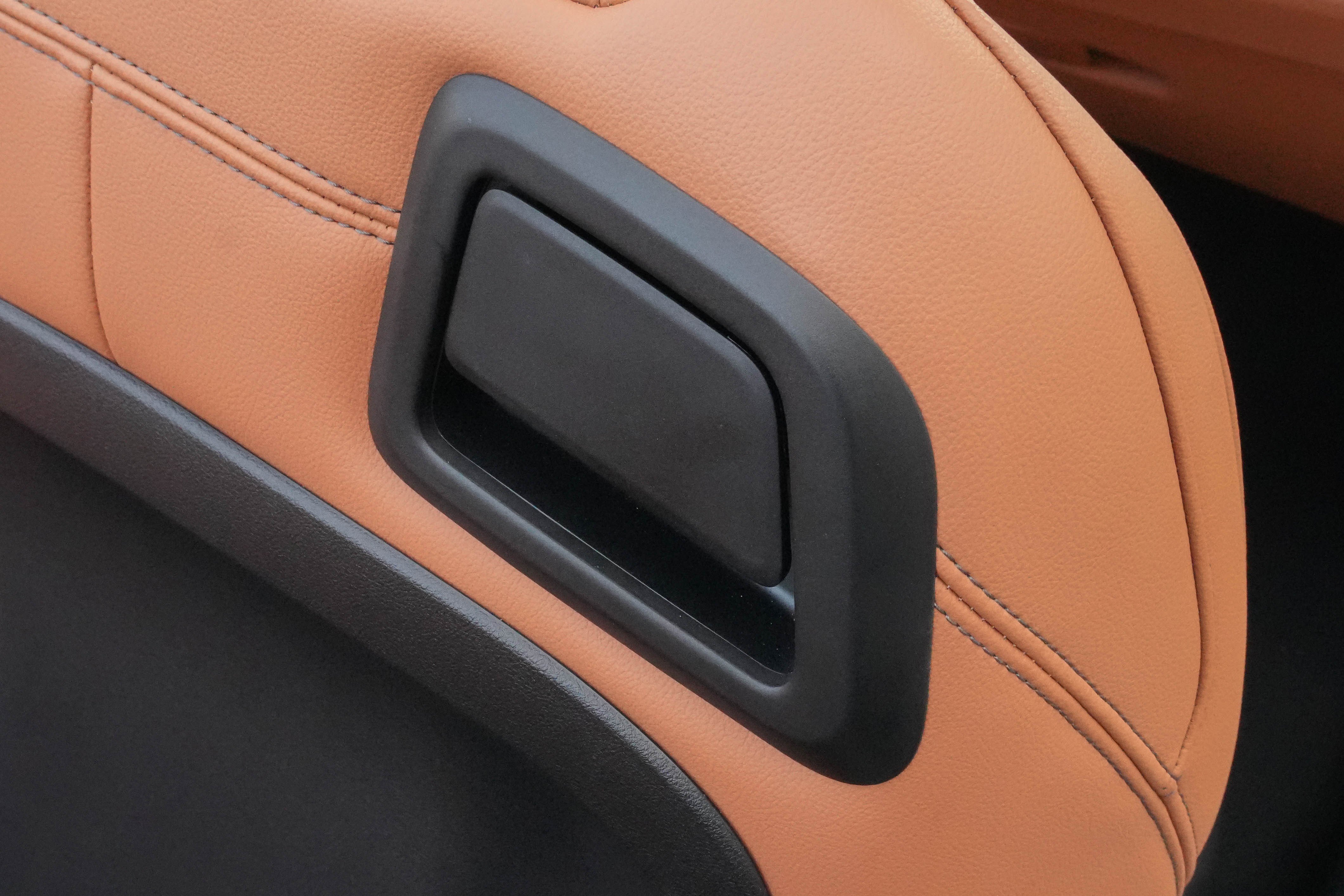 Certified 2025 BMW M440i Convertible image 38