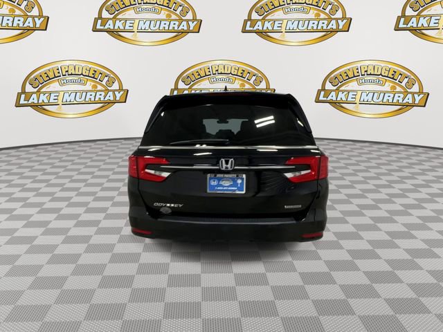 Used 2023 Honda Odyssey Touring image 2